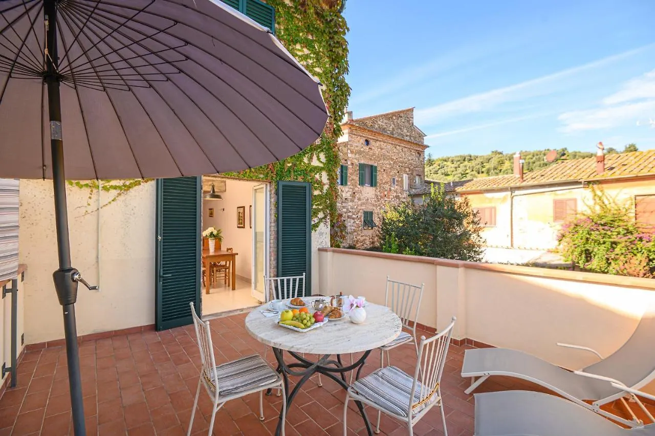 Il Chiostro Appartamenti & Suites Suvereto Lägenhet