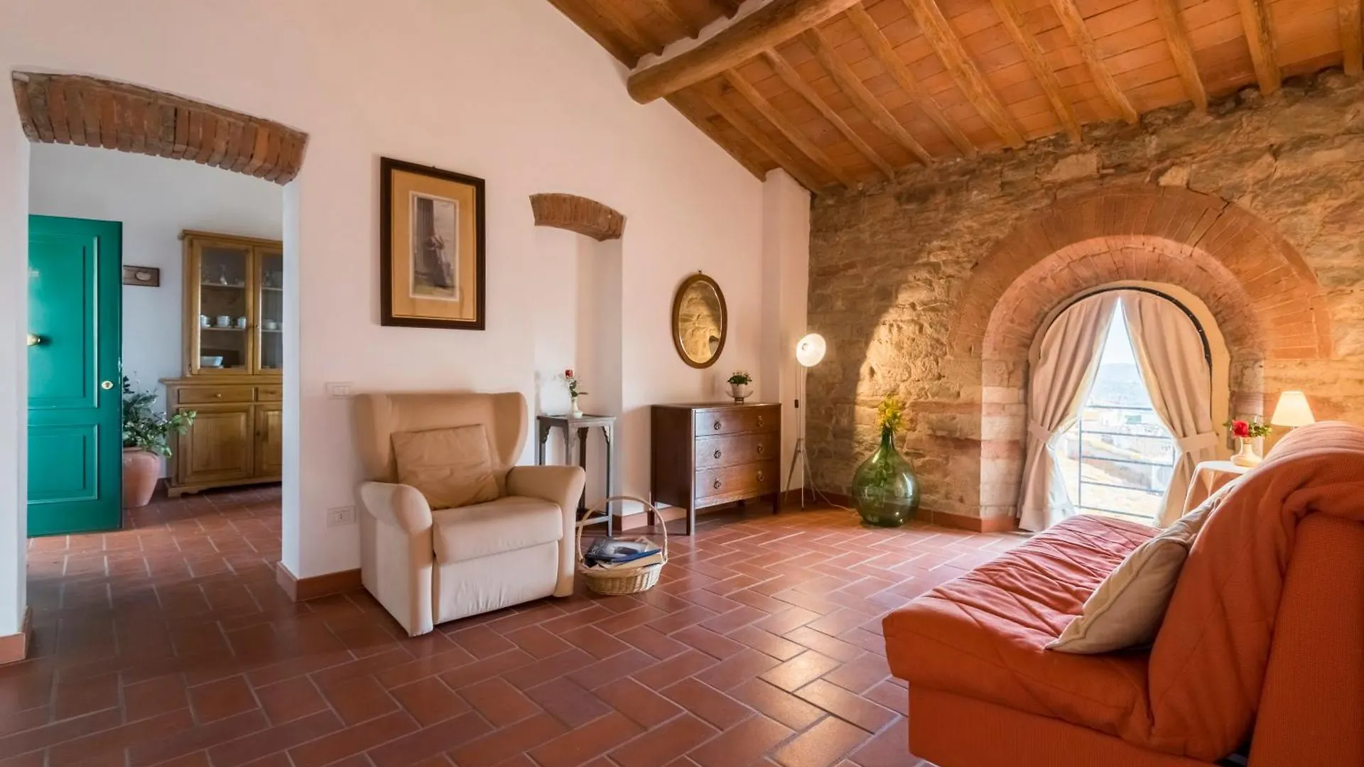 Il Chiostro Appartamenti & Suites Suvereto 0*,