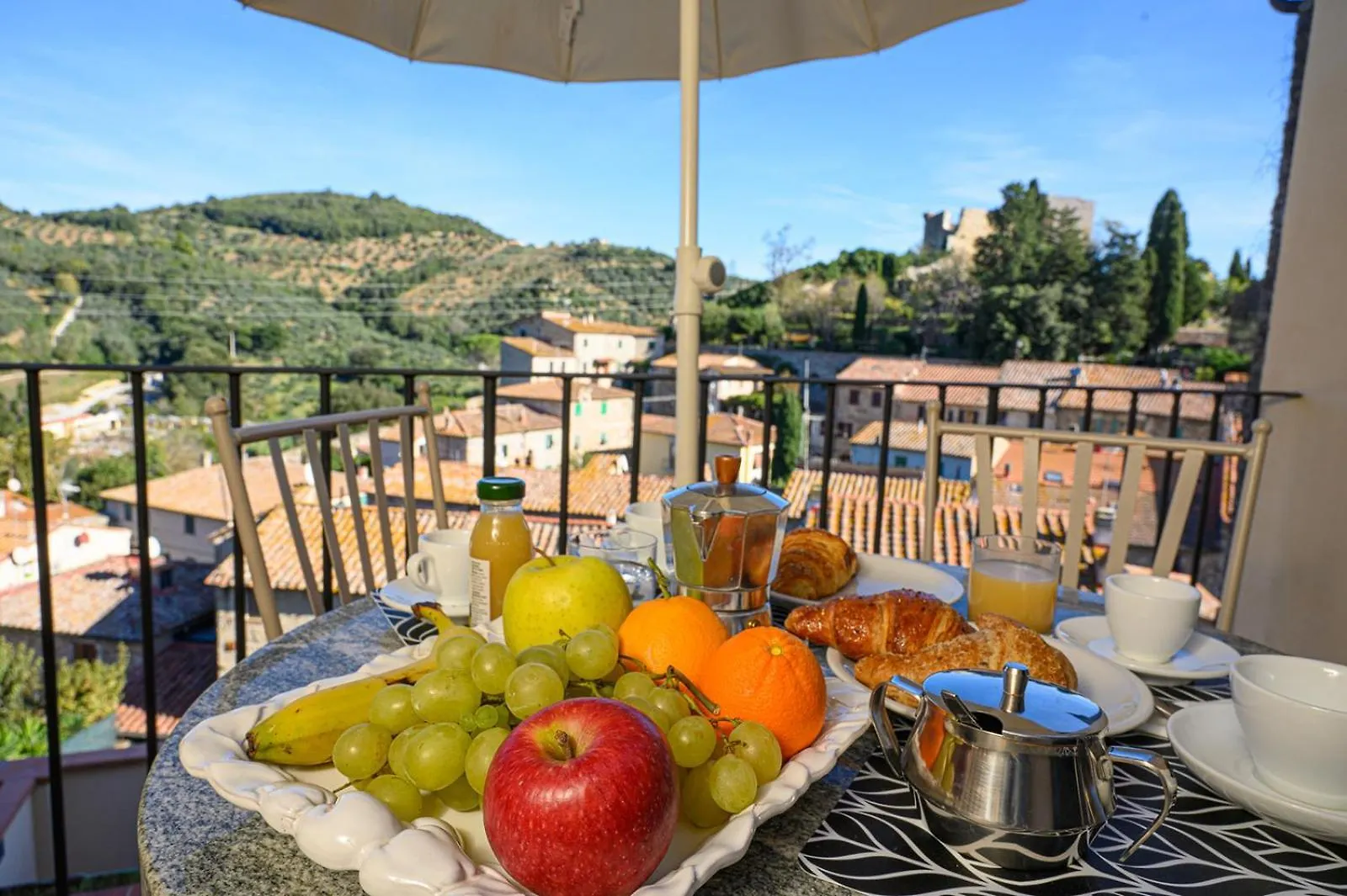 Il Chiostro Appartamenti & Suites Suvereto Italien