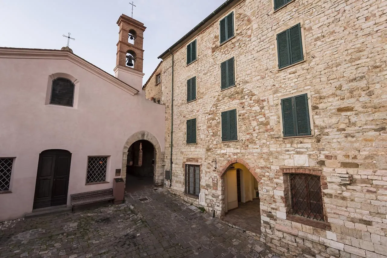 Il Chiostro Appartamenti & Suites Suvereto 0*,